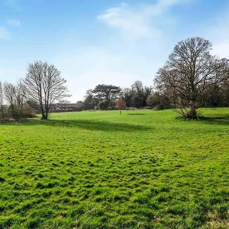 Quiet & Secluded St Albans House Villa Екстериор снимка