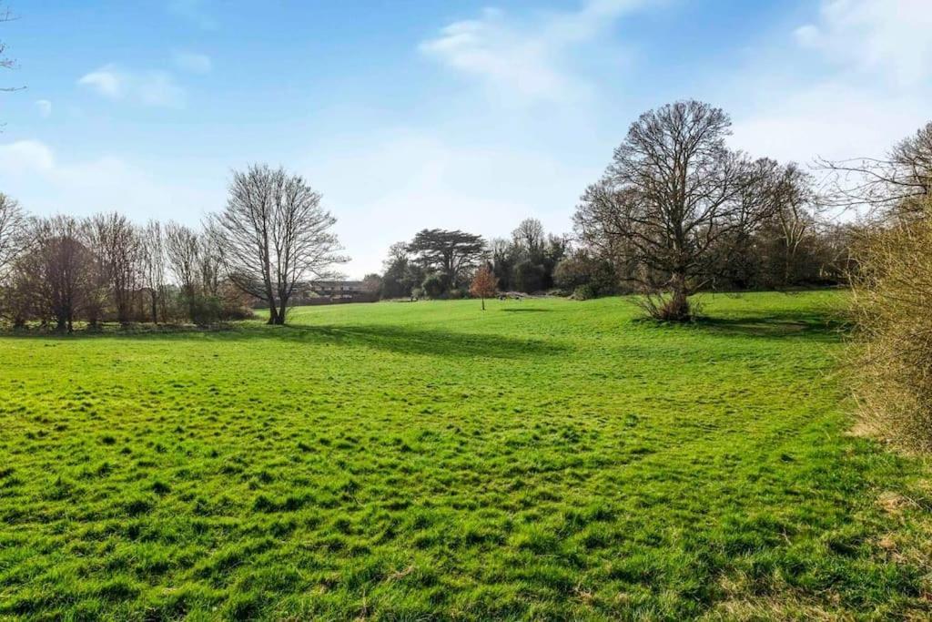 Quiet & Secluded St Albans House Villa Екстериор снимка